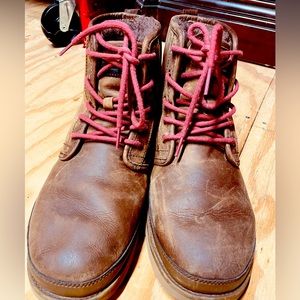 Ugg Harkley brown boots